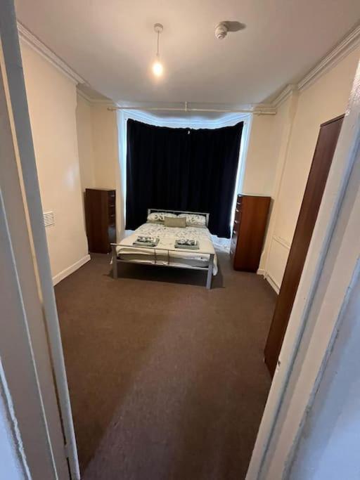 Apartmán Flat 1, 67 Colwick Road Ng2 4Al Nottingham Exteriér fotografie